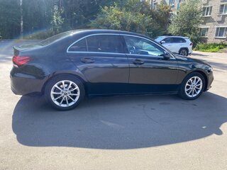 2018 Mercedes-Benz A-Класс 200 IV (W177), чёрный, 2550000 рублей, вид 4