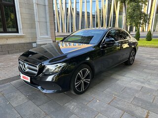 2019 Mercedes-Benz E-Класс 220 d V (W213, S213, C238), чёрный, 3550000 рублей, вид 1
