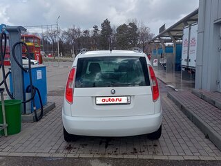 2013 Skoda Roomster I Рестайлинг, белый, 697000 рублей, вид 4