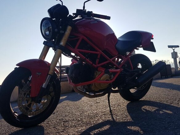 2000 Ducati Monster 400, красный - вид 5