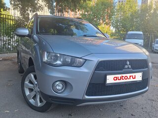 2011 Mitsubishi Outlander II Рестайлинг, серебристый, 1150000 рублей, вид 1