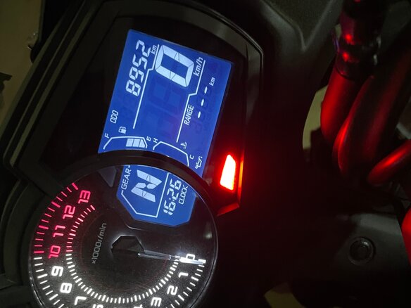2018 Kawasaki Ninja 650, синий, 875000 рублей - вид 13