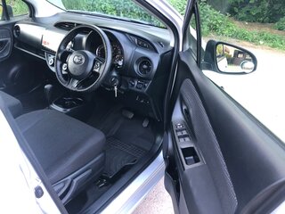 2019 Toyota Vitz III (XP130) Рестайлинг 2, серый, 1000000 рублей, вид 4