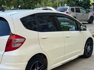 2010 Honda Fit II, белый, 750000 рублей, вид 5