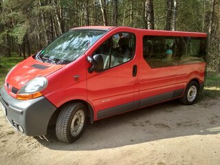 2005 Renault Trafic II, красный, 1256450 рублей, вид 3