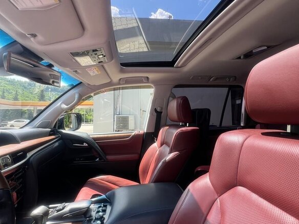 2017 Lexus LX 570 III Рестайлинг 2, серый, 8500000 рублей - вид 20