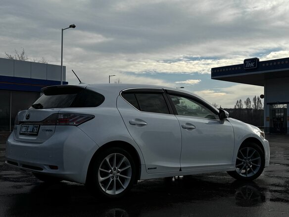 2011 Lexus CT 200h I, белый, 1150000 рублей - вид 4
