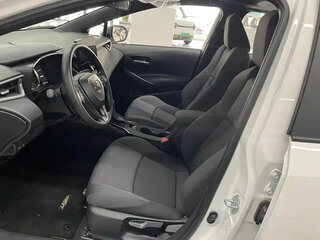 2025 Toyota Corolla XII (E210), белый, 1900000 рублей, вид 4