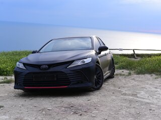2021 Toyota Camry VIII (XV70) Рестайлинг, чёрный, 2700000 рублей, вид 3