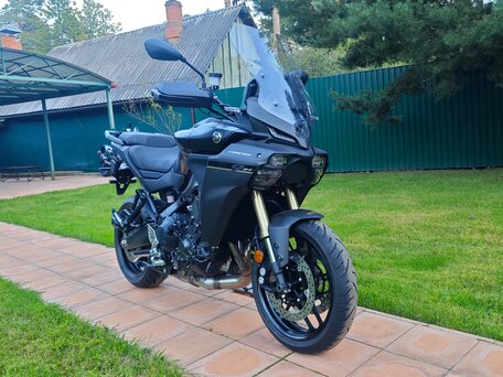 2026 Yamaha Tracer 9, серый, 2350000 рублей, вид 3