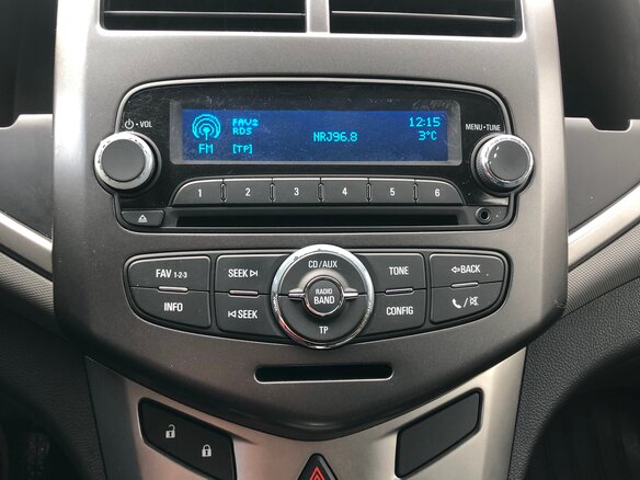 2015 Chevrolet Aveo II, серебристый - вид 14