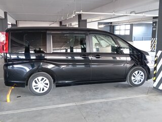 2020 Honda Stepwgn V Рестайлинг, чёрный, 2680000 рублей, вид 3