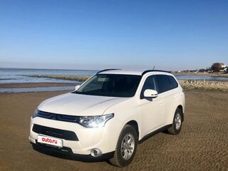 2012 Mitsubishi Outlander III, белый, 1499000 рублей, вид 1