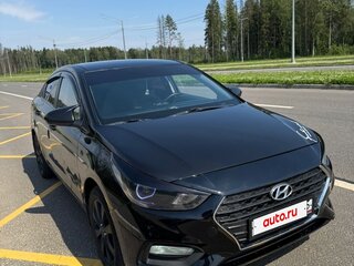2017 Hyundai Solaris II, чёрный, 1070000 рублей, вид 4