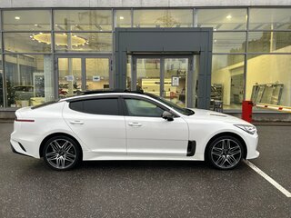 2021 Kia Stinger I Рестайлинг, белый, 3550000 рублей, вид 2
