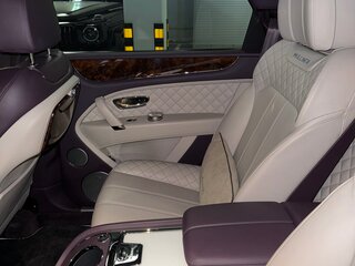 2017 Bentley Bentayga I, фиолетовый, 16500000 рублей, вид 4