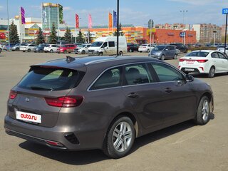 2019 Kia Ceed III, коричневый, 1800000 рублей, вид 3