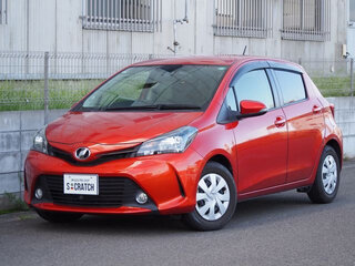 2015 Toyota Vitz III (XP130) Рестайлинг, пурпурный, 760000 рублей, вид 1