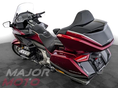 2021 Honda GL 1800 Gold Wing, красный, 2545000 рублей, вид 4