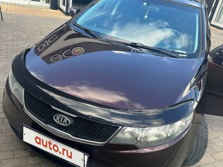 2009 Kia Cerato 4-speed II, красный, 900000 рублей, вид 2