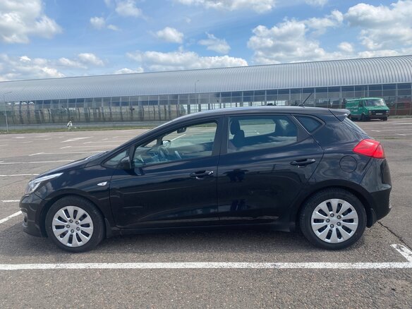 2016 Kia Ceed II Рестайлинг, чёрный, 1200000 рублей - вид 9