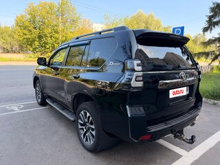2021 Toyota Land Cruiser Prado 150 Series Рестайлинг 3, чёрный, 6299000 рублей, вид 5