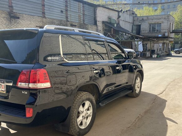 2011 Toyota Land Cruiser 200 Series, чёрный, 3500000 рублей - вид 6