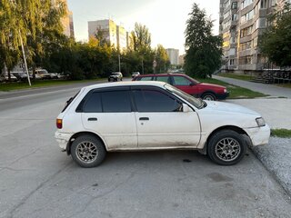 1990 Toyota Starlet IV (P80), белый, 135000 рублей, вид 2