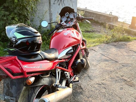 1998 Suzuki Bandit GSF 400, красный, 270000 рублей, вид 2