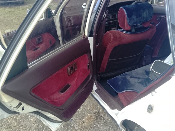 1987 Toyota Sprinter VI (E90), белый, 120000 рублей - вид 6