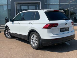 2017 Volkswagen Tiguan II, белый, 1800000 рублей, вид 5