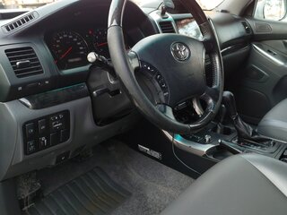 2008 Toyota Land Cruiser Prado 5-speed 120 Series Рестайлинг, серебристый, 1900000 рублей, вид 5