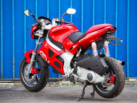 2001 Gilera DNA, красный, 189900 рублей, вид 3