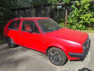 1986 Volkswagen Golf II, красный, 320000 рублей, вид 2