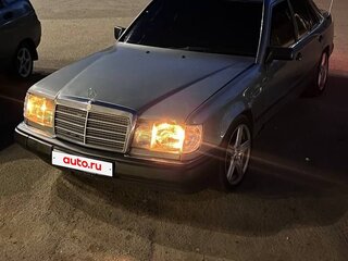 1988 Mercedes-Benz W124 260, серый, 450000 рублей, вид 2