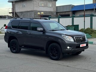 2012 Toyota Land Cruiser Prado 150 Series, серый, 2600000 рублей, вид 2