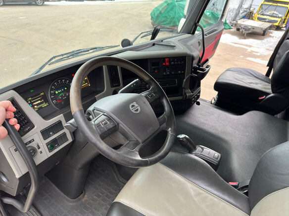 2017 Volvo FMX, белый, 9000000 рублей - вид 16