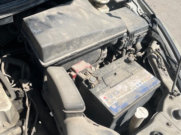 2006 Mitsubishi Grandis I, серебристый, 580000 рублей - вид 31