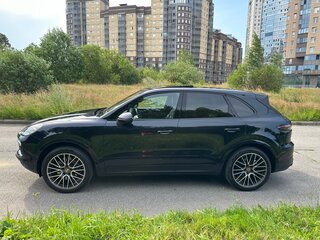 2021 Porsche Cayenne III, чёрный, 6565000 рублей, вид 5