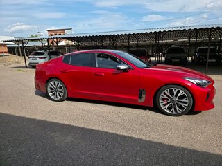 2019 Kia Stinger I, красный, 2700000 рублей, вид 5