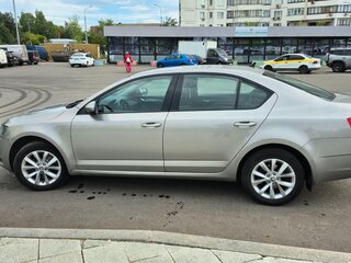 2018 Skoda Octavia III (A7) Рестайлинг, серый, 2100000 рублей, вид 3