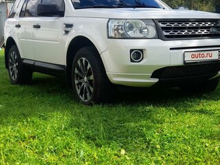 2012 Land Rover Freelander II Рестайлинг, белый, 2000000 рублей, вид 2