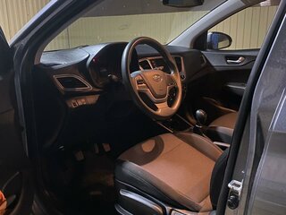 2020 Hyundai Solaris II, серый, 1530000 рублей, вид 5