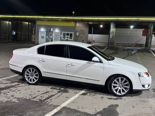 2010 Volkswagen Passat B6, белый, 800000 рублей, вид 2