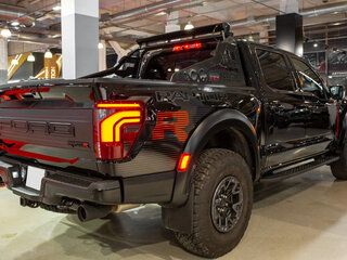 2026 Ford F-150 Raptor SuperCrew Raptor XIV Рестайлинг, белый, 20498000 рублей, вид 5