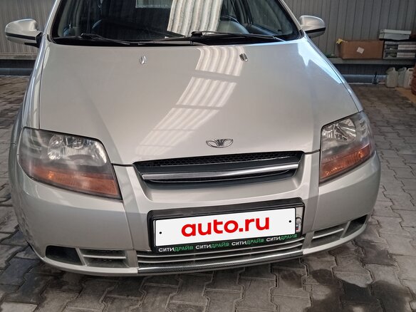 2002 Daewoo Kalos, серебристый - вид 1