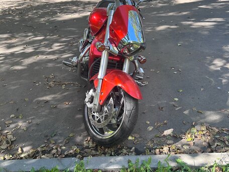 2008 Suzuki Boulevard M109R, красный, 800000 рублей, вид 2