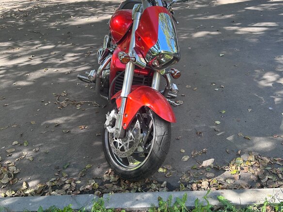 2008 Suzuki Boulevard M109R, красный, 800000 рублей - вид 1