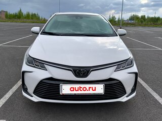 2021 Toyota Corolla XII (E210), белый, 1820000 рублей, вид 2