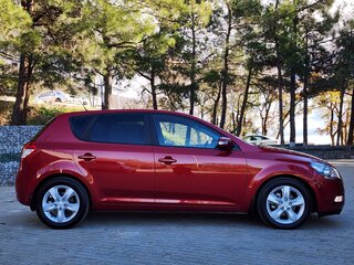 2010 Kia Ceed I Рестайлинг, красный, 930000 рублей, вид 5